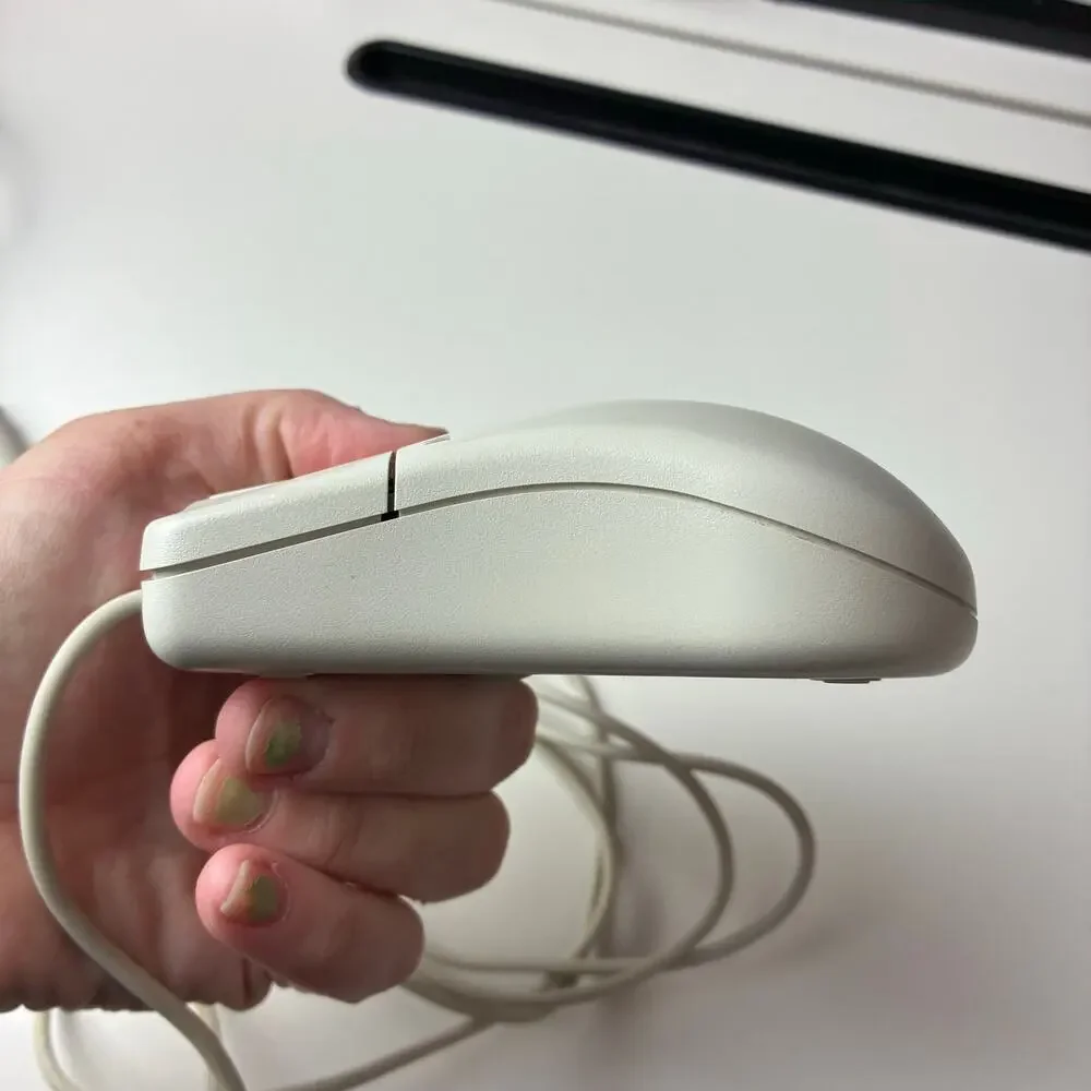 Vintg Microsoft 2.1A Mechanical Roller Ball Mouse Port Compatible Wired 2 Button